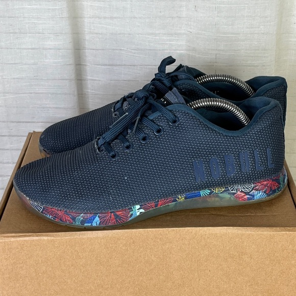 NOBULL Shoes - Nobull Flourish Oasis Navy Trainers Men size 8.5 / Women Size 10 Shoes (binC3)